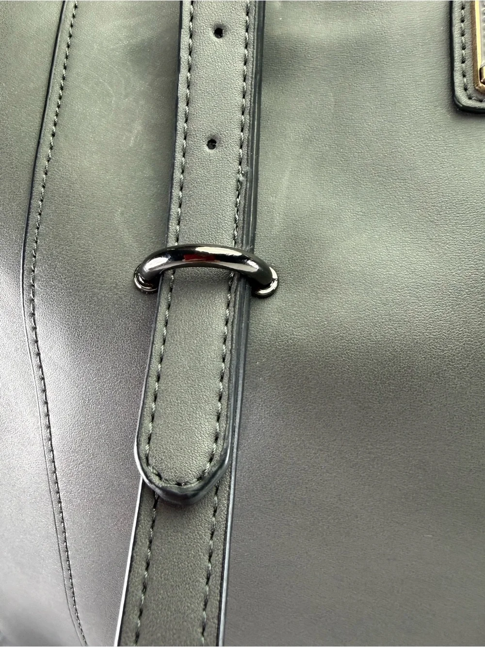 Title: ZYSUN Gray Large Travel Tote Bag Shoulder Carryall Zip Top 18x13